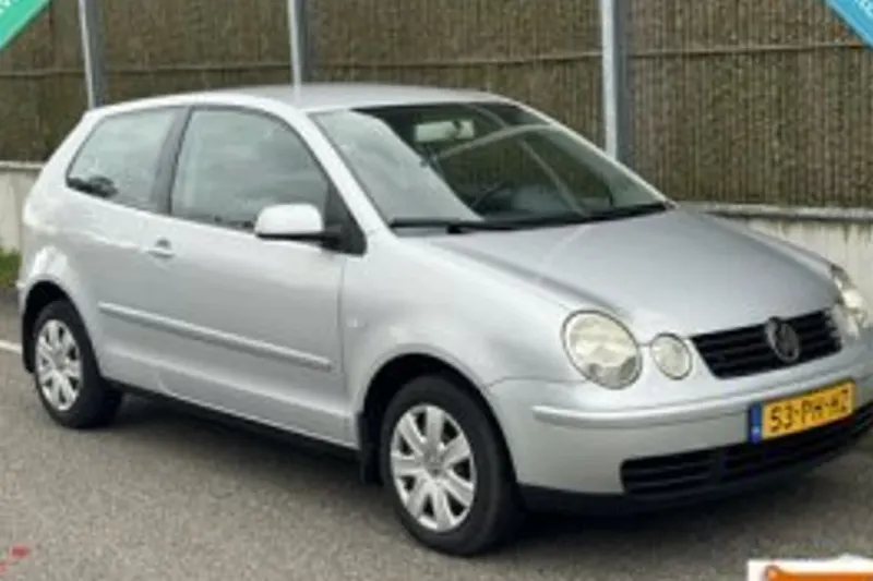 Volkswagen Polo (2004)