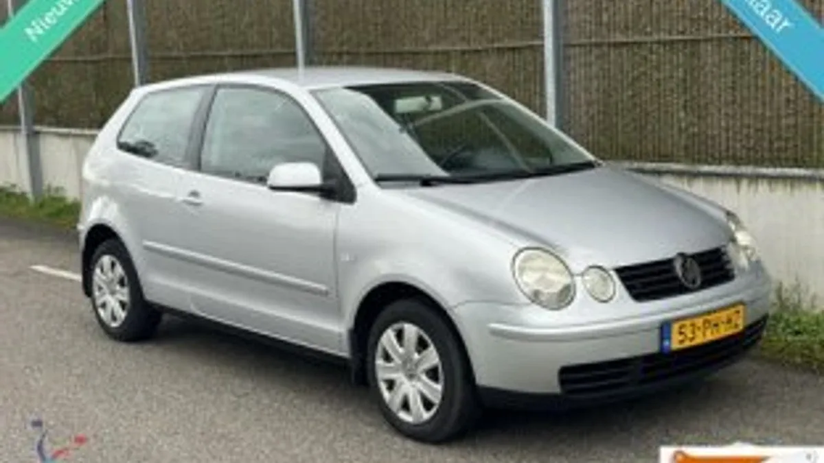 Volkswagen Polo (2004) — foto 1