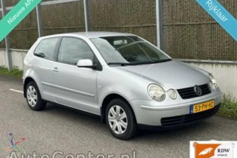 Volkswagen Polo (2004)