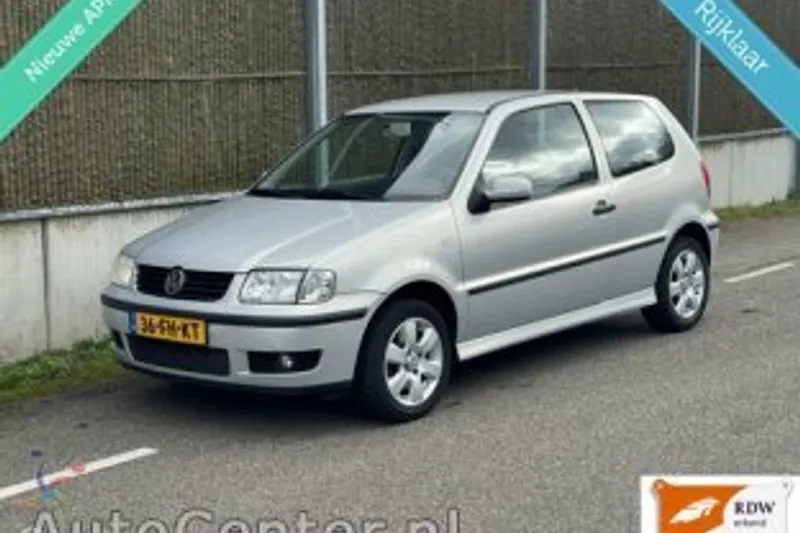 Volkswagen Polo (2000)