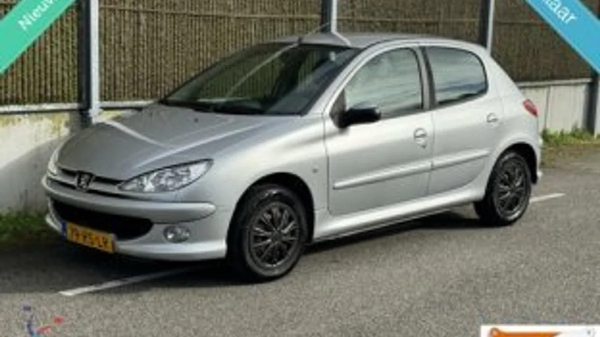 Peugeot 206 (2005) — foto 1