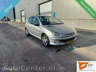 Peugeot 206 (2004) — foto 1