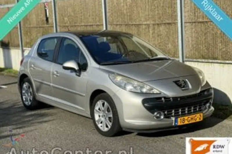Peugeot 207 (2008)
