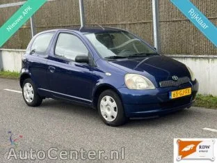 Toyota Yaris (2000) — foto 1