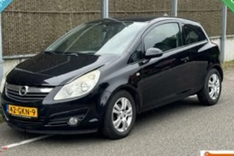 Opel Corsa (2008)