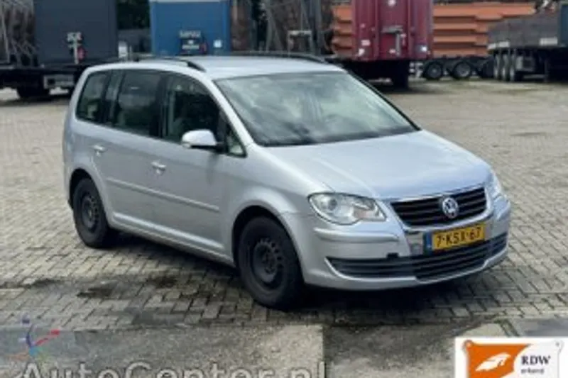 Volkswagen Touran (2008)