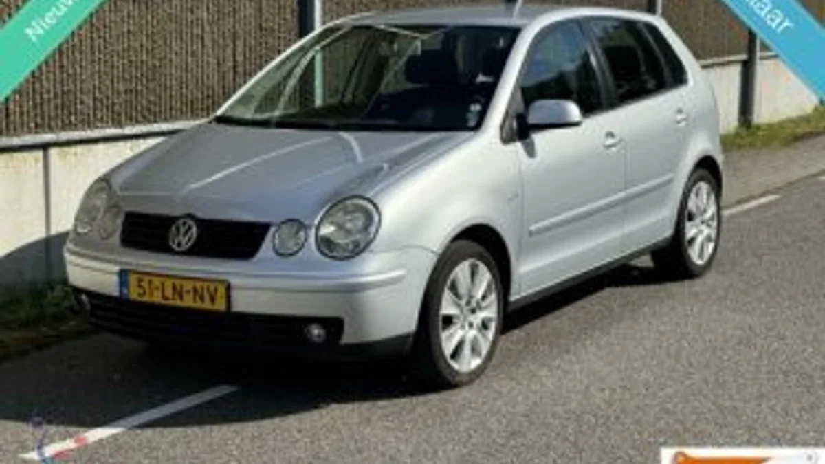 Volkswagen Polo (2003) — foto 1