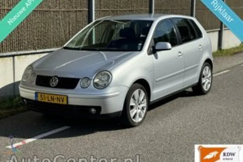 Volkswagen Polo (2003)