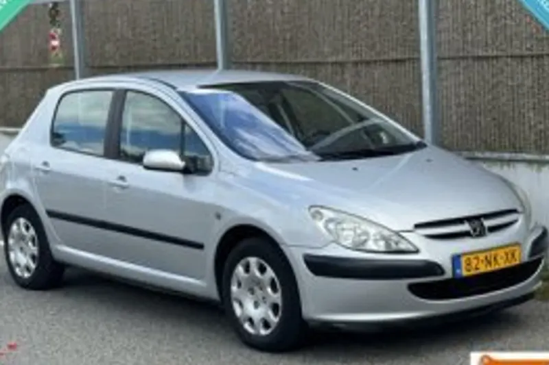 Peugeot 307 (2003)