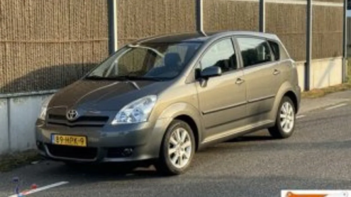 Toyota Corolla (2006) — foto 1