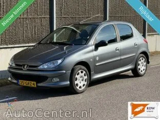 Peugeot 206 (2008) — foto 1