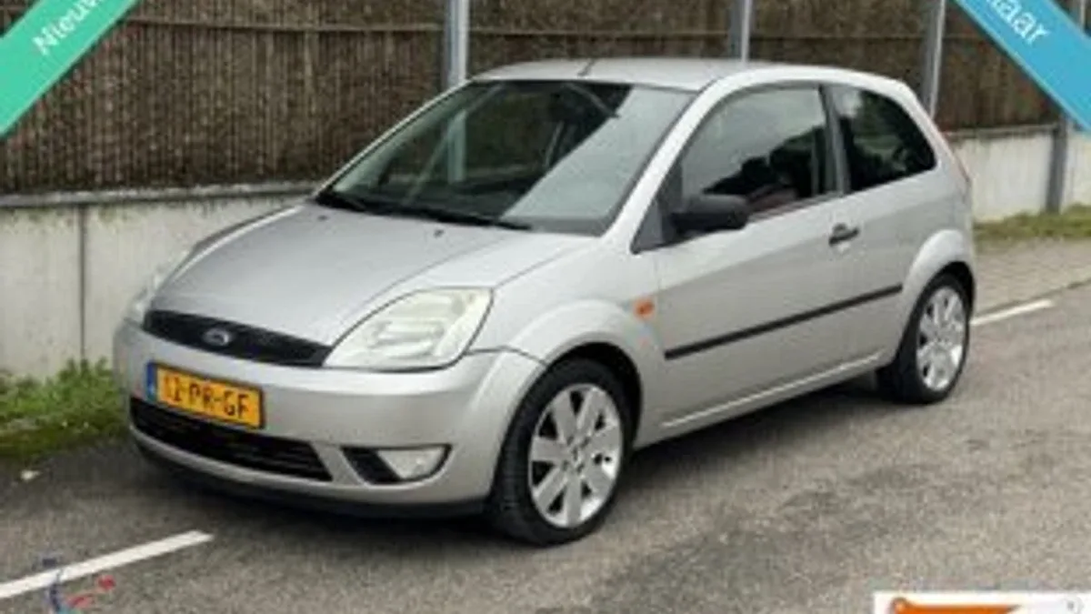 Ford Fiesta (2004) — foto 1