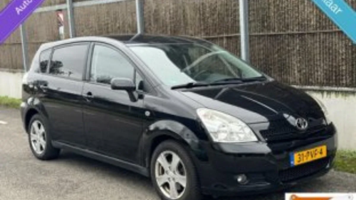 Toyota Verso (2006) — foto 1