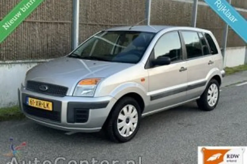 Ford Fusion (2007)