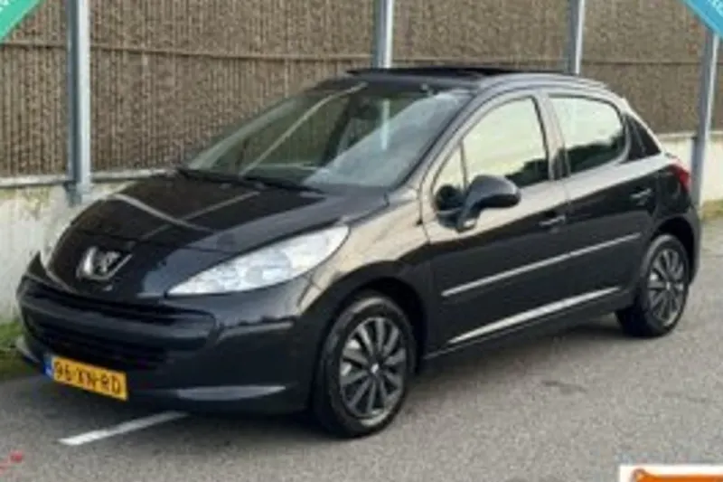 Peugeot 207 (2007)