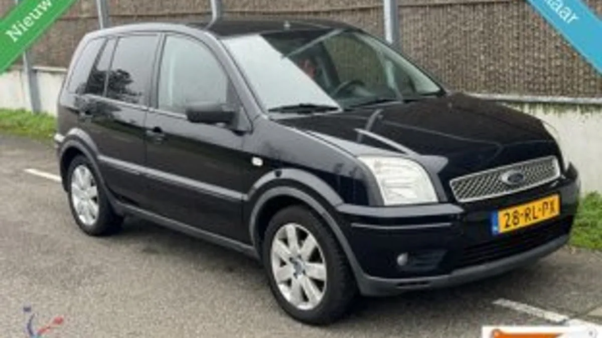 Ford Fusion (2005) — foto 1