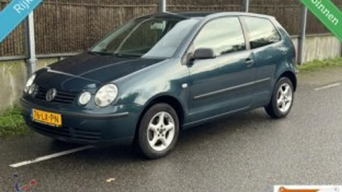 Volkswagen Polo (2003) — foto 1