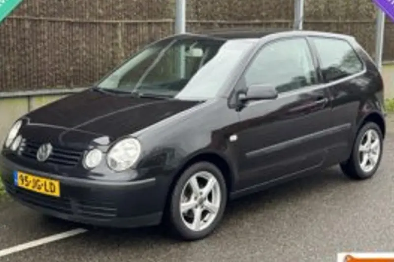 Volkswagen Polo (2002)