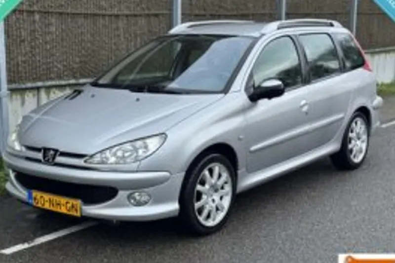 Peugeot 206 (2003)