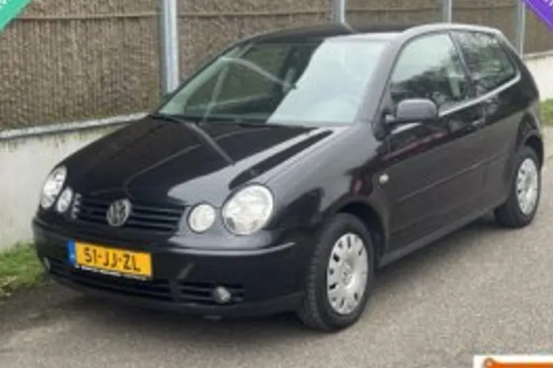 Volkswagen Polo (2002)