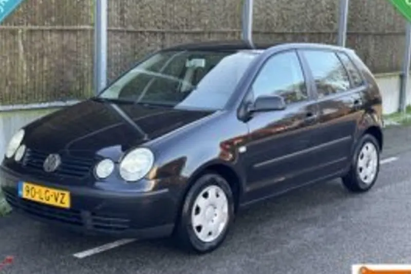 Volkswagen Polo (2003)