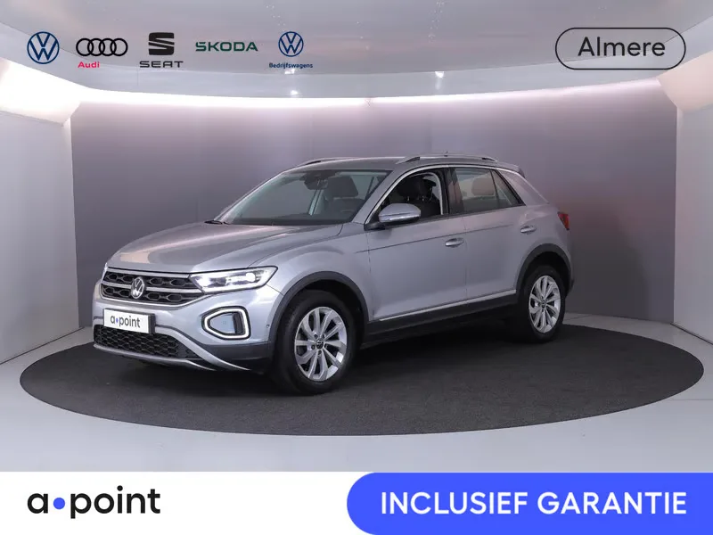 Volkswagen T-Roc (2022) — foto 1