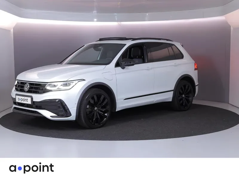 Volkswagen Tiguan (2022) — foto 1