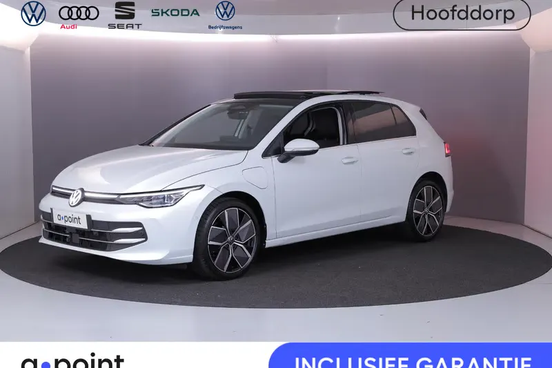 Volkswagen Golf (2025)