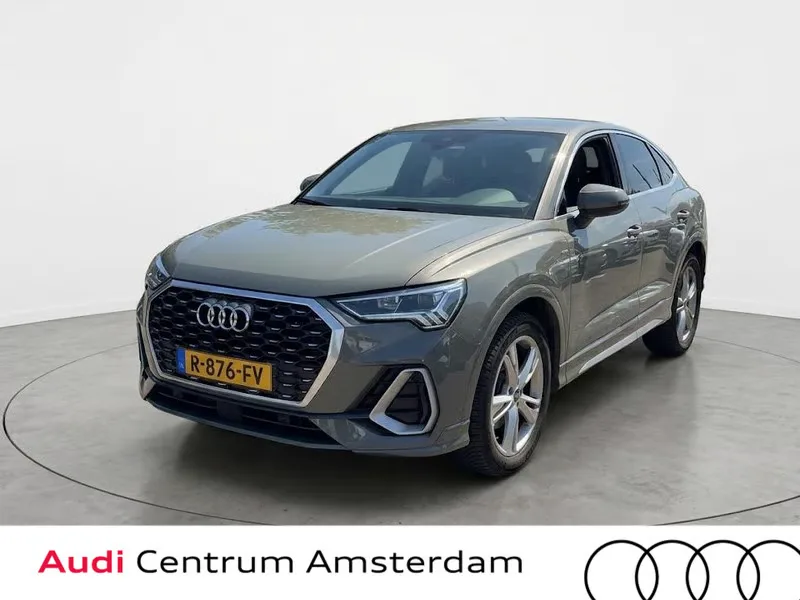 Audi Q3 (2022) — foto 1