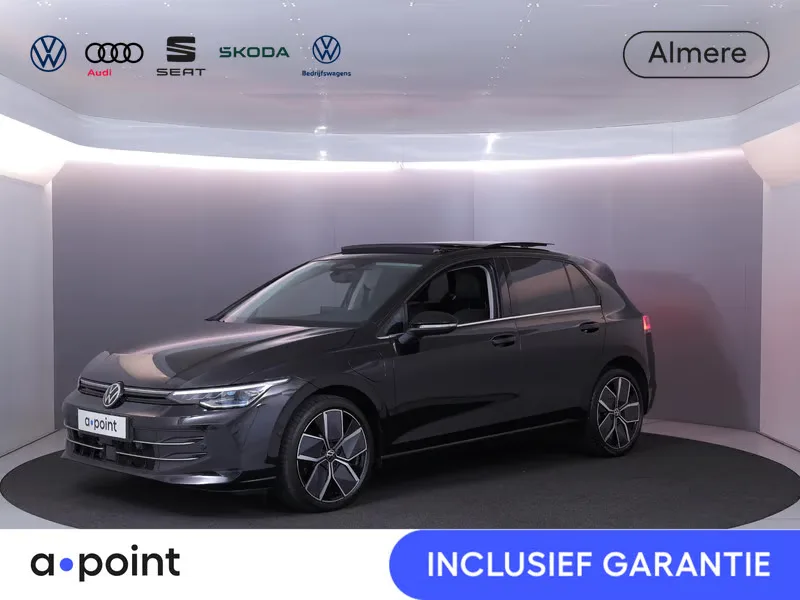 Volkswagen Golf (2025) — foto 1