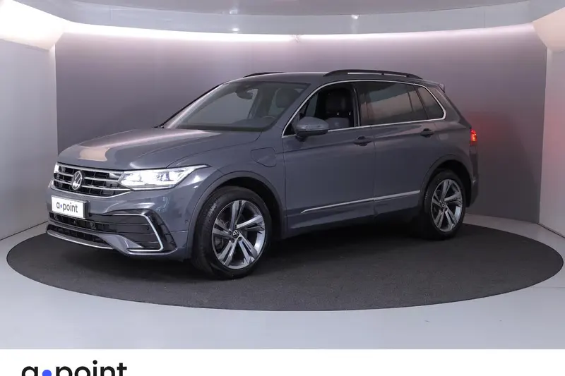 Volkswagen Tiguan (2022)