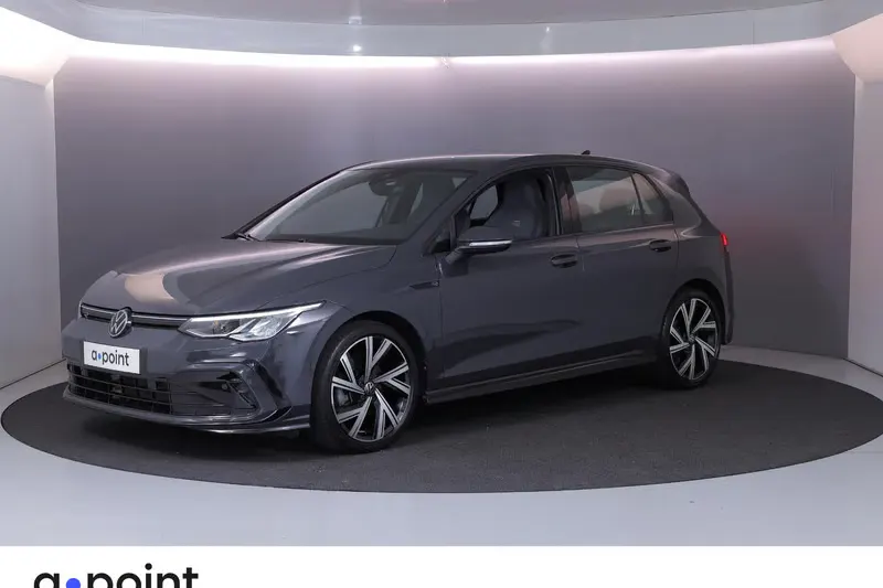 Volkswagen Golf (2024)
