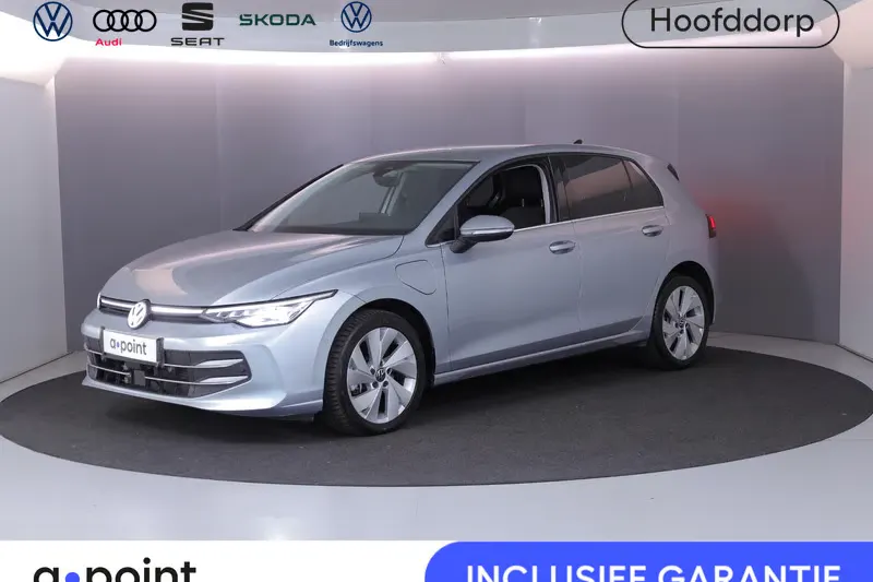 Volkswagen Golf (2025)