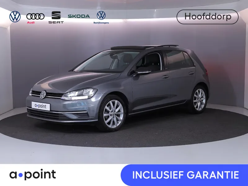 Volkswagen Golf (2019) — foto 1