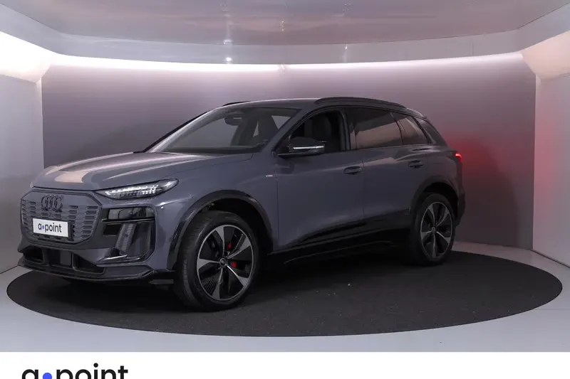 Audi Q6 e-tron (2024)