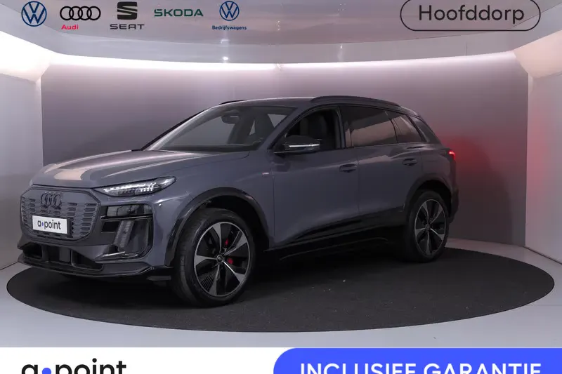 Audi Q6 e-tron (2024)