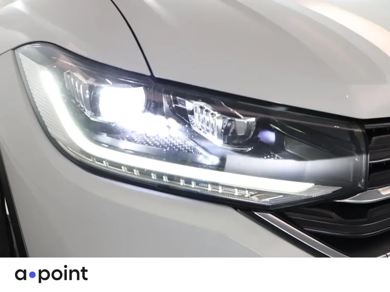 Volkswagen T-Cross (2022) — foto 1