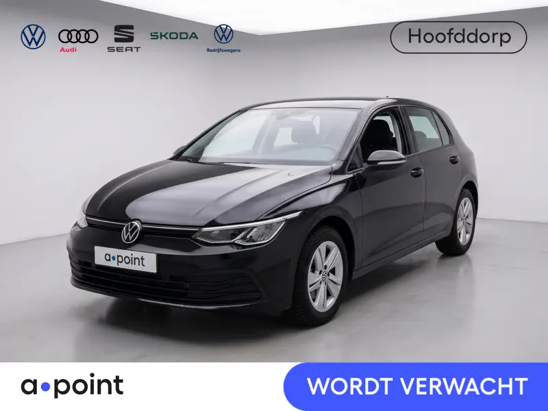 Volkswagen Golf (2022) — foto 1