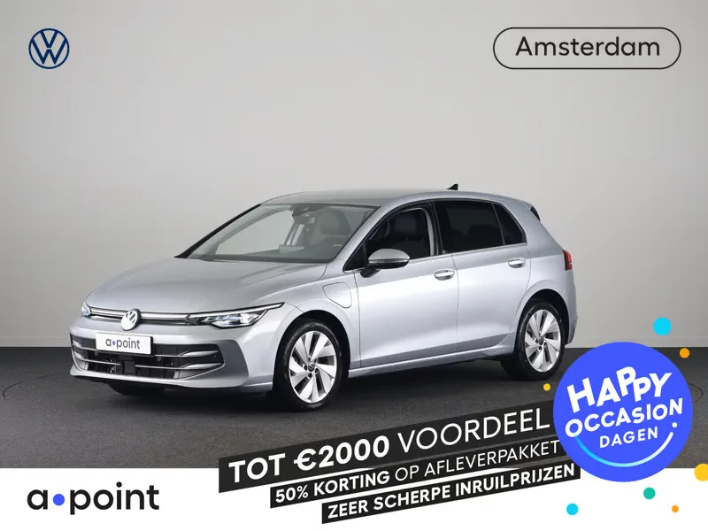 Volkswagen Golf (2025) — foto 1
