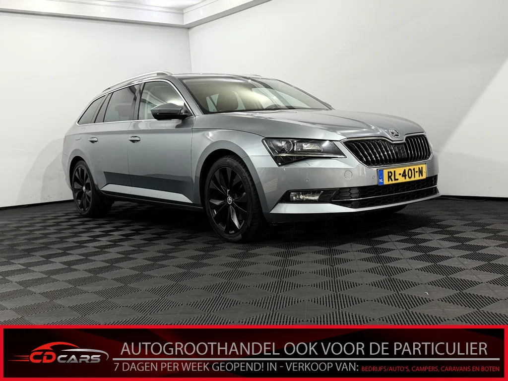 Škoda Superb (2018) — foto 1