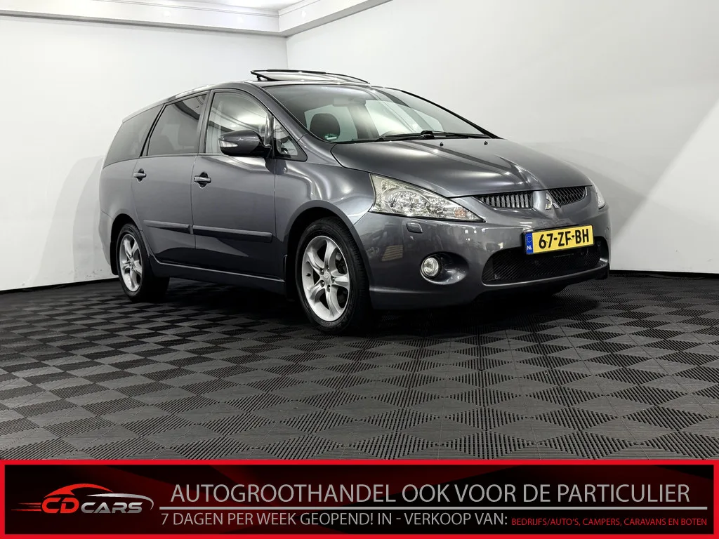 Mitsubishi Grandis (2008) — foto 1