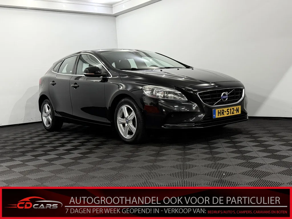 Volvo V40 (2015) — foto 1