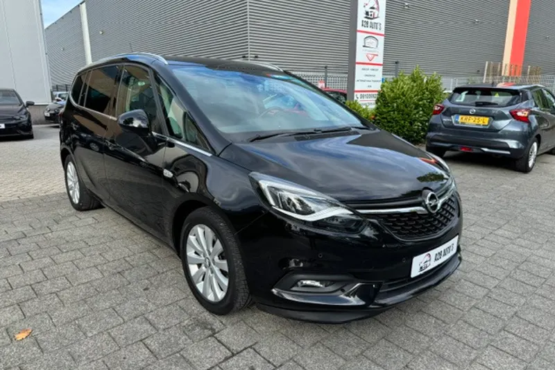 Opel Zafira (2018)