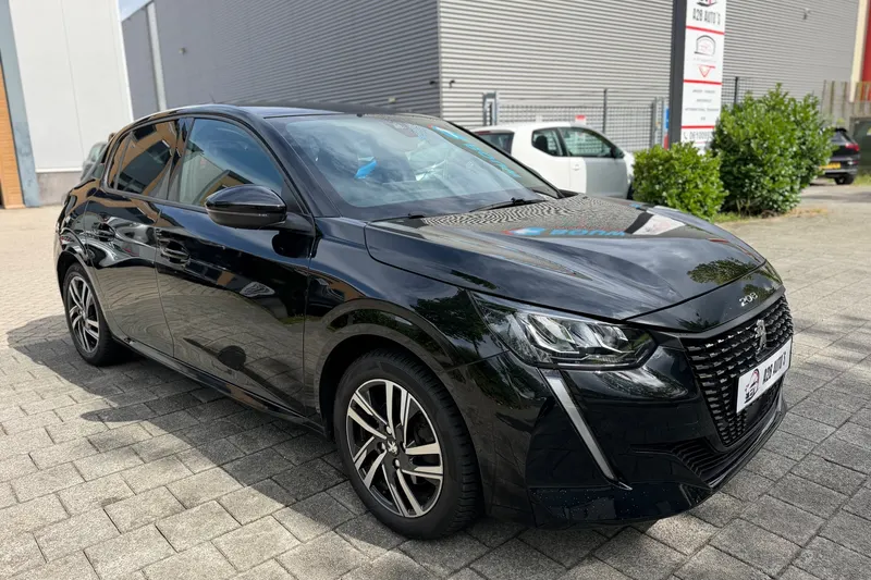Peugeot 208 (2021)