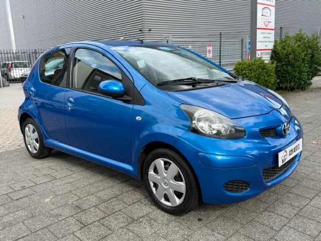 Toyota Aygo (2011) — foto 1