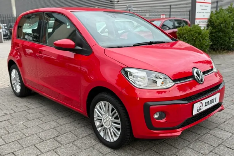 Volkswagen Up! (2017)