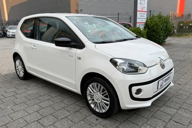 Volkswagen Up! (2014)