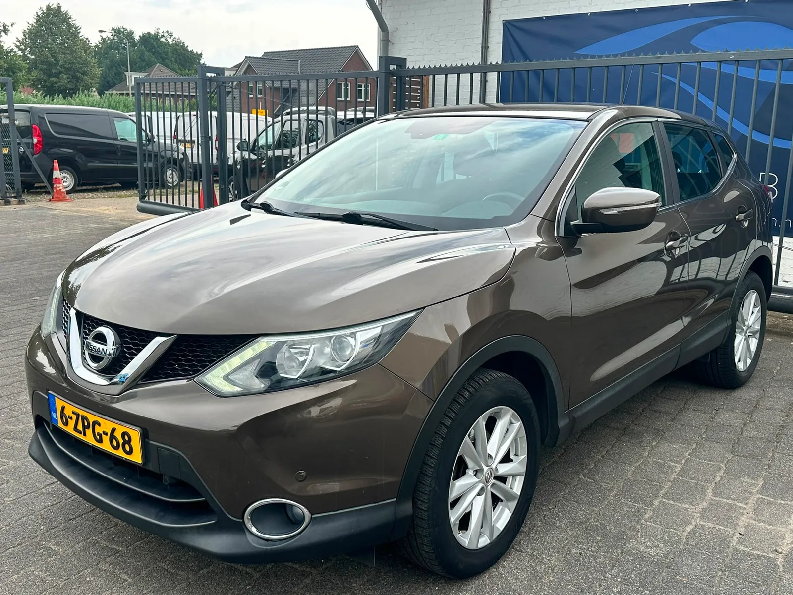 Nissan Qashqai (2015) — foto 1
