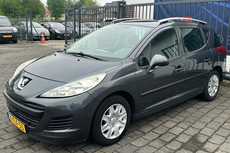 Peugeot 207 (2010)