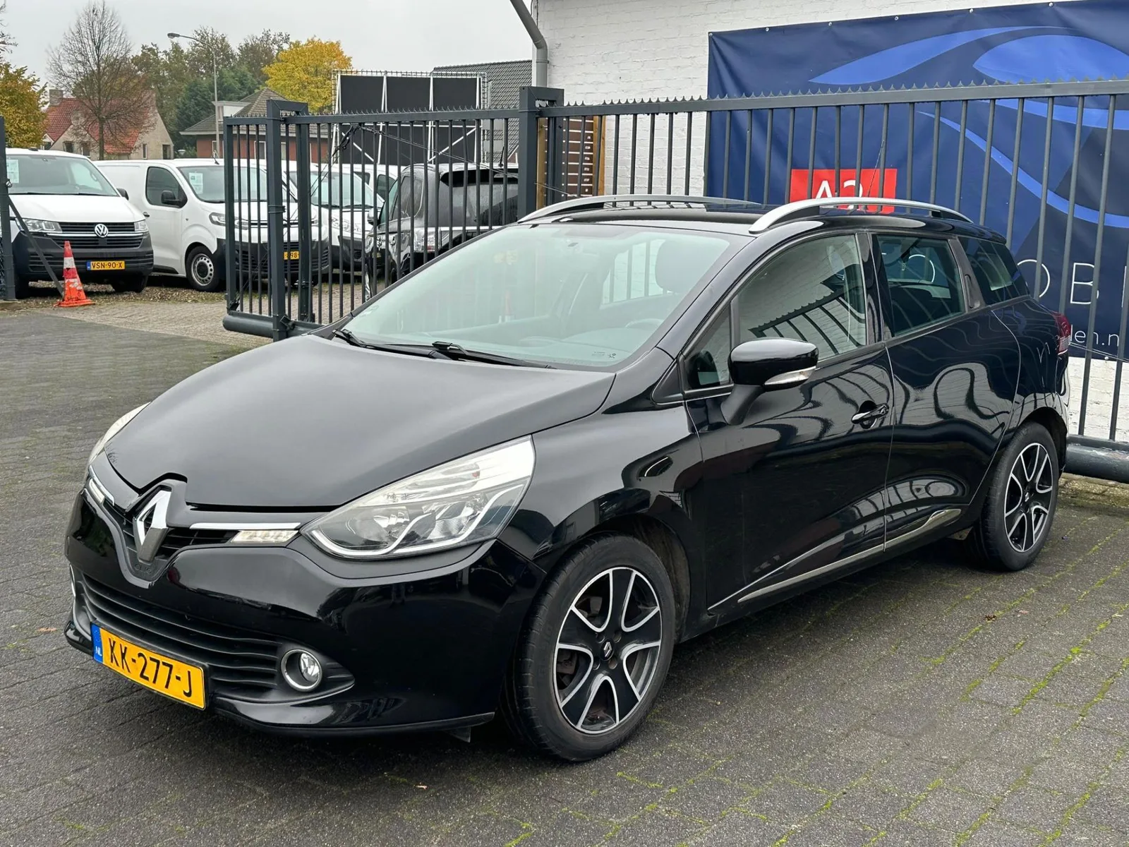 Renault Clio (2016) — foto 1